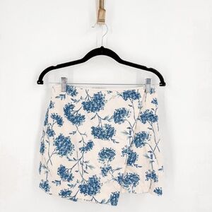 Abercrombie & Fitch Blue Floral Skort
